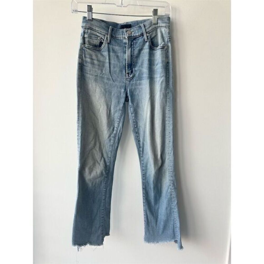 Mother Women's insider crop two step fray. When sparks fly